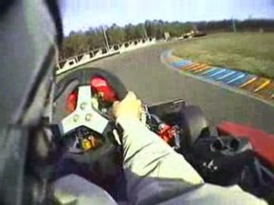 Karting 2 temps à Magescq en caméra embarquée