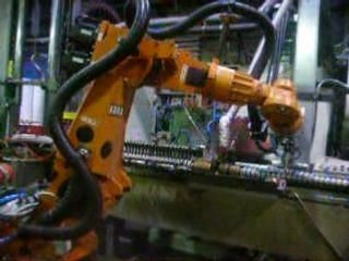 Erregi2 robot tempera manipolazione saldatura