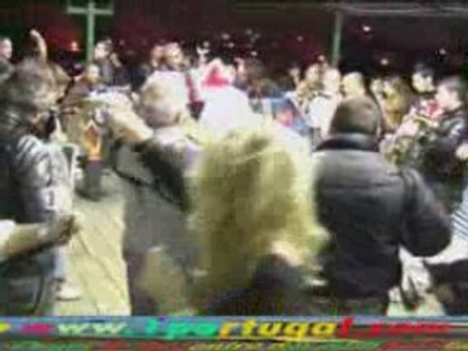 Rusgas e concertinas  - Villiers le Bel -10-11-08 - N.1