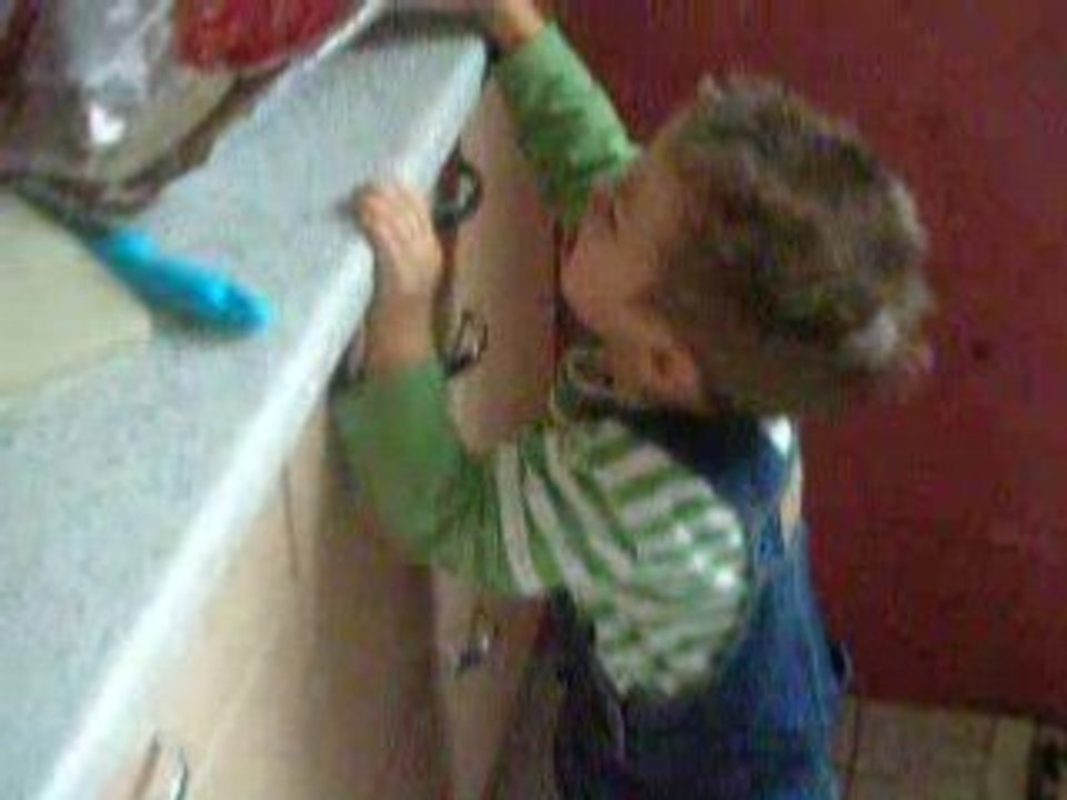 noam en crise pour un bout de siflard