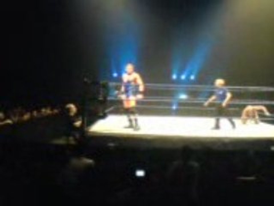 WWE Bruxelles - Finlay vs Jack Swagger 2
