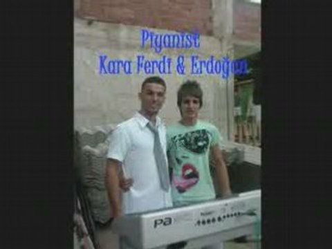 Piyanist Kara Ferdi ve Erdi Kuchek Mix 2008
