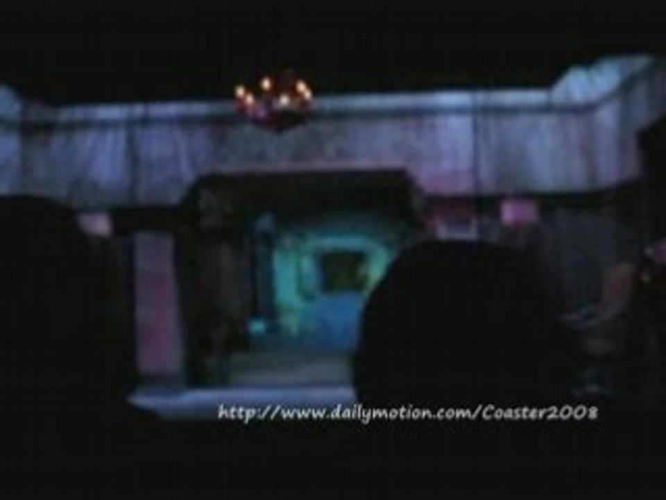 Disneyland Resort Paris - La Tour de la Terreur (Onride)