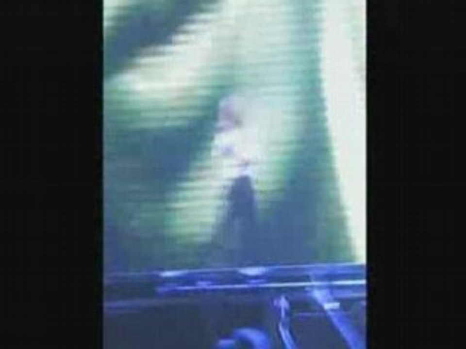 LA 2008 Britney & Madonna - Human Nature Bitch Remix Live