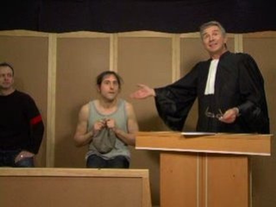 Le tribunal