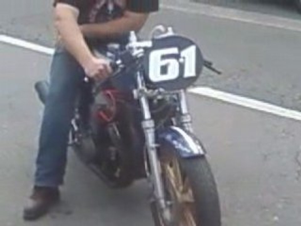Honda CB 750 FOUR Racing