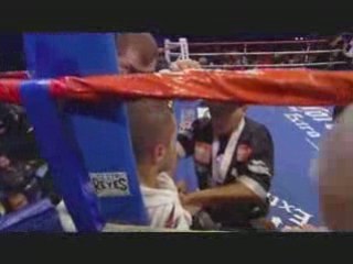 Vic Darchinyan Vs Cristian Mijares Round 7, 8, 9 (round k.o)