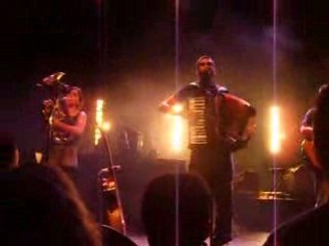 Les Ogres de Barback - Rue de Panam