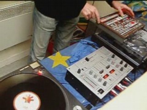 Mr oizo rmx Korg Er-1 Mk2 Vs Technics sl-Mk2