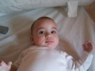 Noanne sur le liy de papa et maman 10 2008