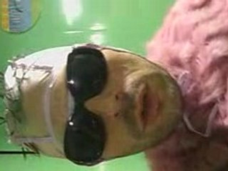 arnaud se fait des meches...........!!!!!