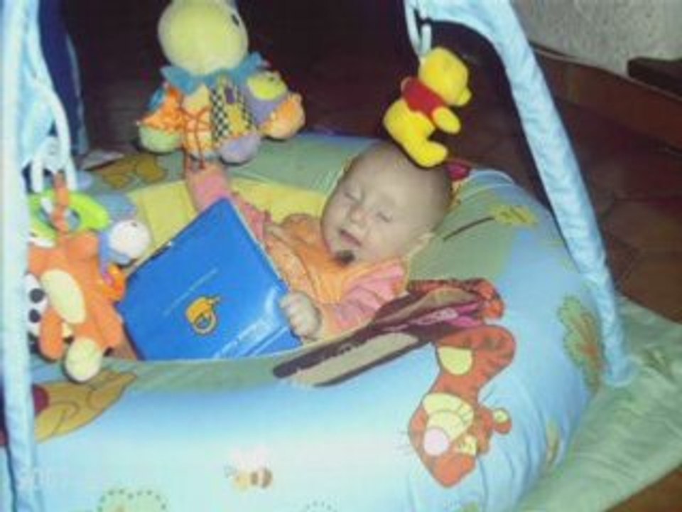 Maëlys deux mois à 5 mois