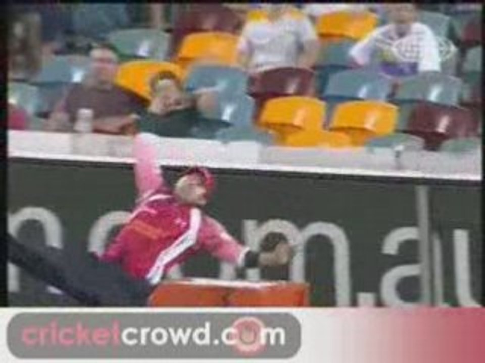 T20 allsrs catch_to_DivX_clip0