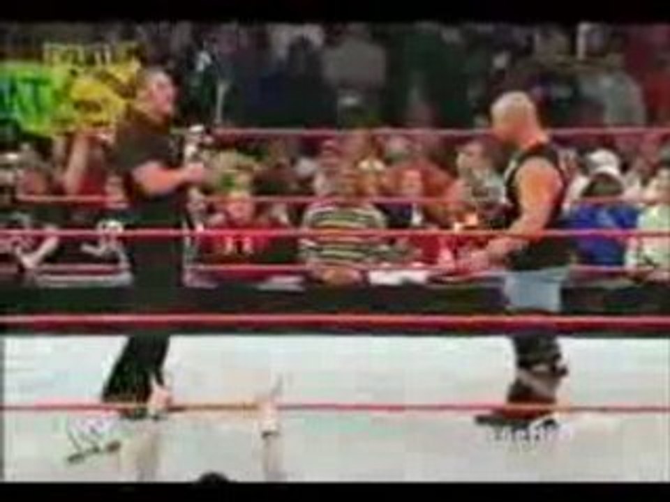 Triple H Disses Stone Cold 2004