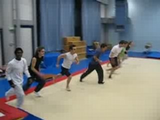 Salto avant en groupe