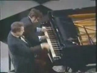 Victor Borge - Hungarian Rapsody No 2 (comedy)