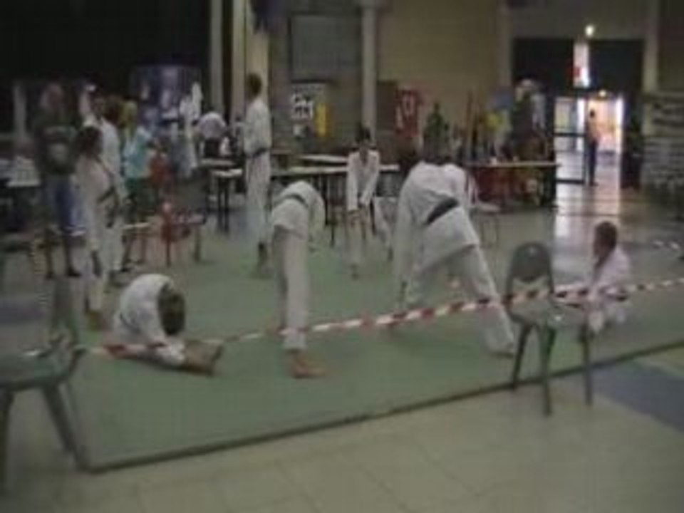 Démo coc karaté cabestany 2007 P1