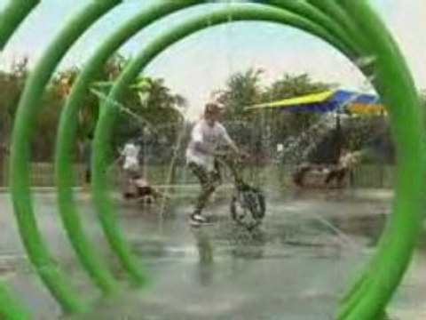 [BMX] LEVIS Team - THE Film ( Part5 ) CRASHES [Goodspeed]