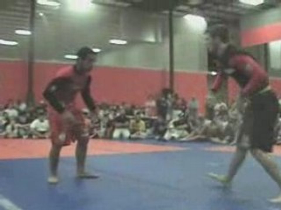 Andre "Tim" Monteiro vs Brandon "Boxcar" Mullins