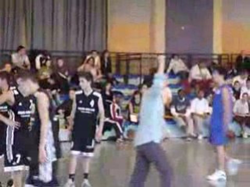 Formation Entraîneurs et Arbitres Forum 15.11.08 006