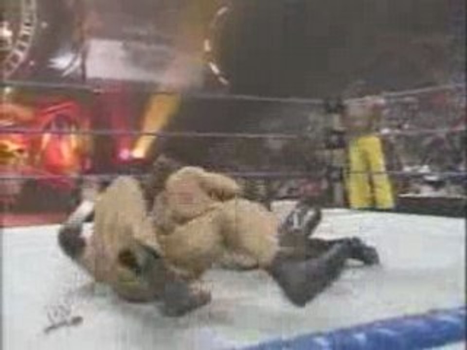 Rey Mysterio & RVD vs Kenzo Suzuki & Rene Dupree 12.12.04 P1