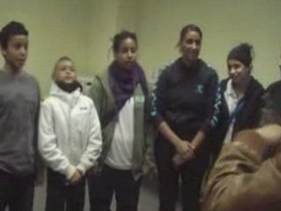 arrivé dans les loge de kerry james