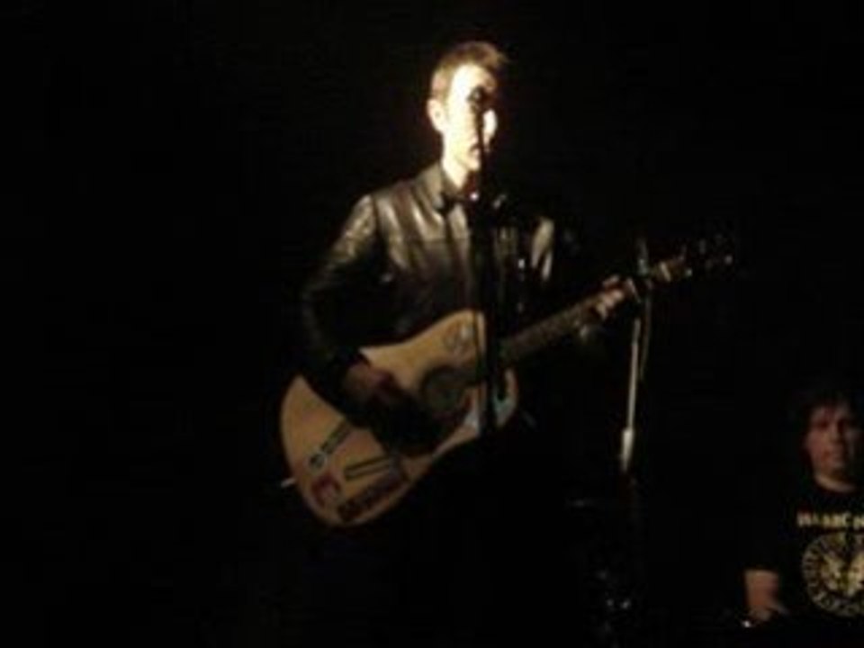 Ta photo dans ma main Rodolphe TESTUT Chateaurenard le 15/11