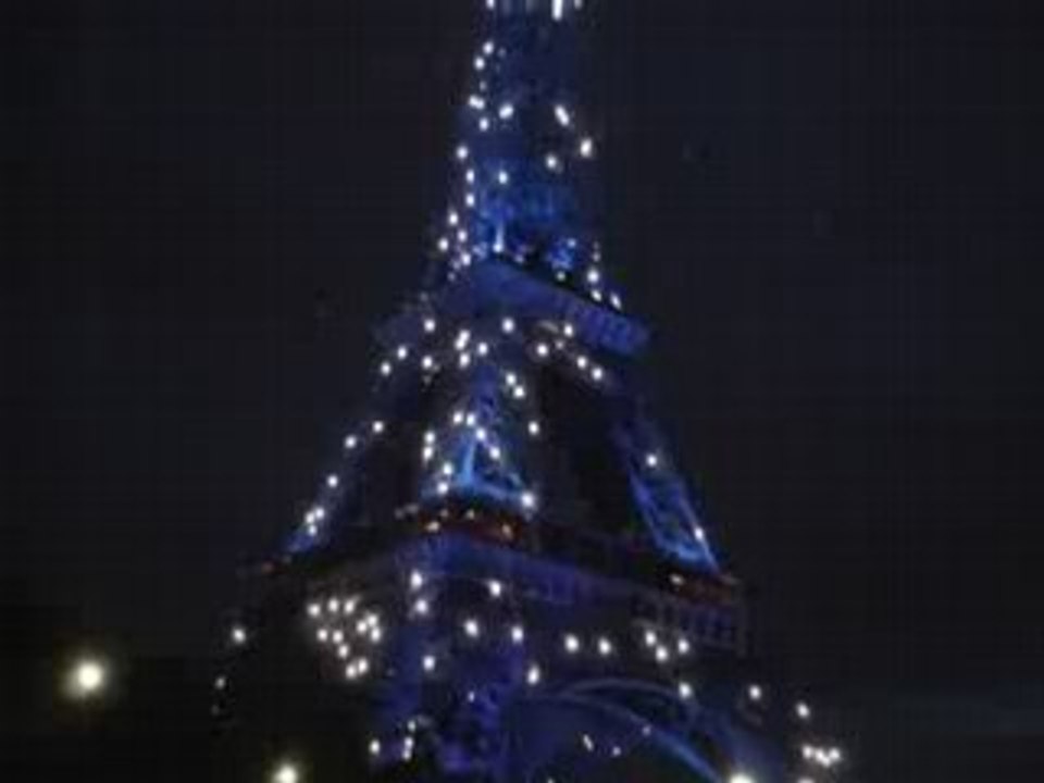Paris - Tour Eiffel scintillante - 02 novembre 2008