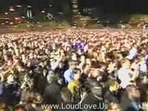 President Barack Obama Sings YES WE CAN!