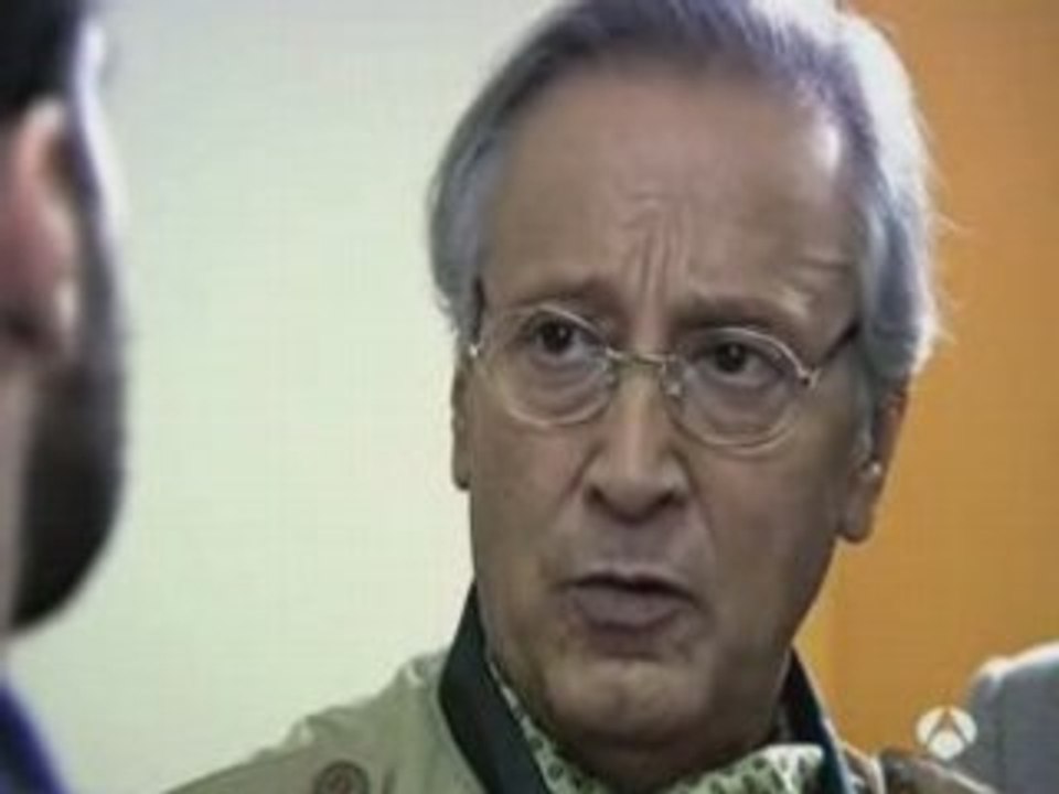 Luis Merlo en El Internado 27-Premonicion
