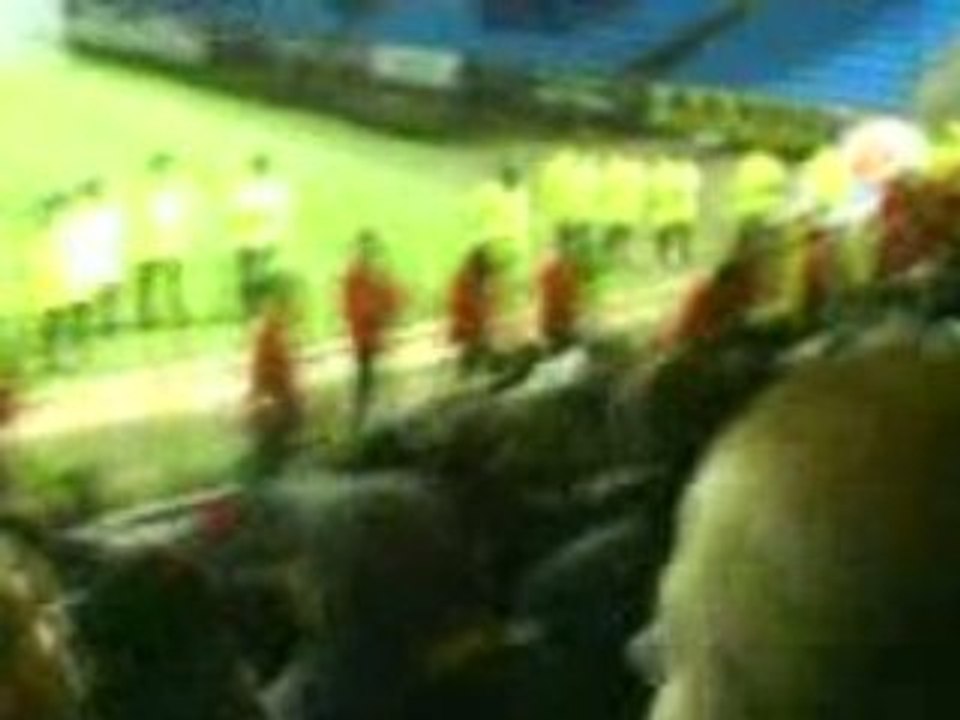 Le Havre - PSG -- Attente Parcage ... Jaune VS Rouge