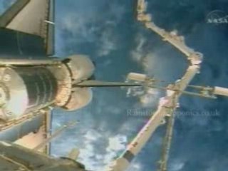 Shuttle Endeavour docks with ISS 17-11-08