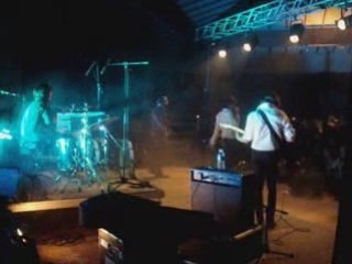 15/11/08. Deuxième partie du live des Poodles