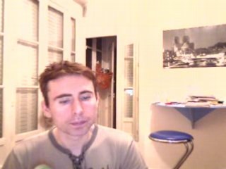 Wiwi égratigne "La vallée"