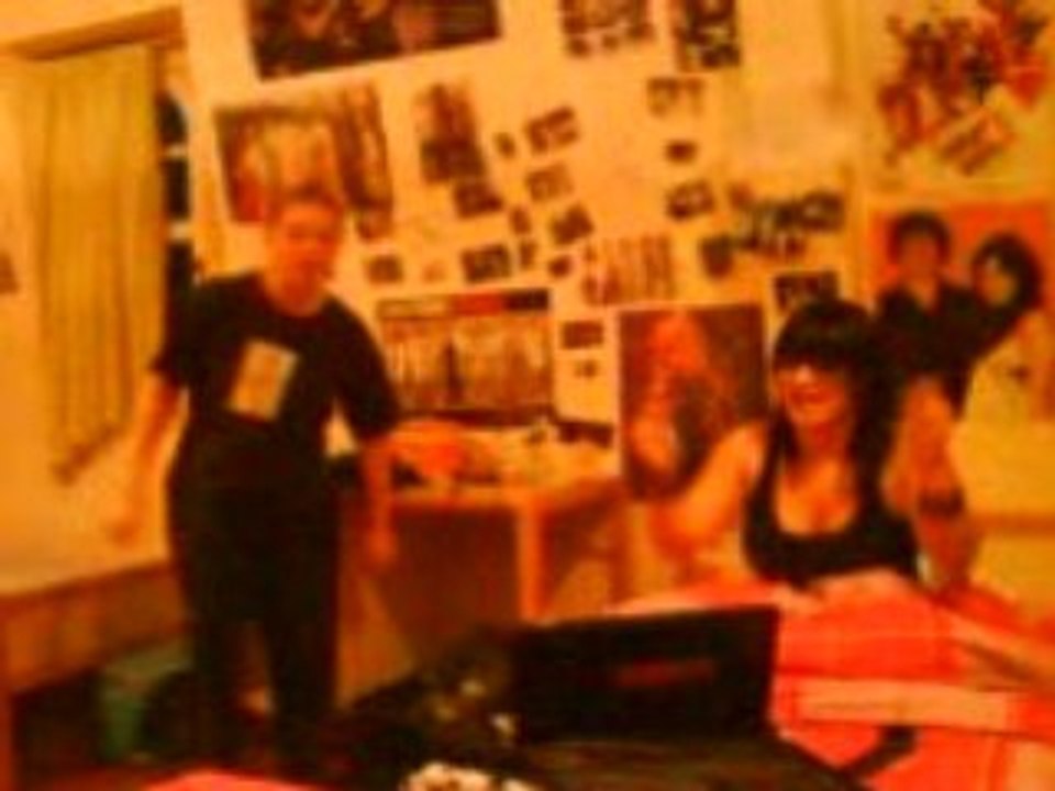 Marine et moi petage de  cable