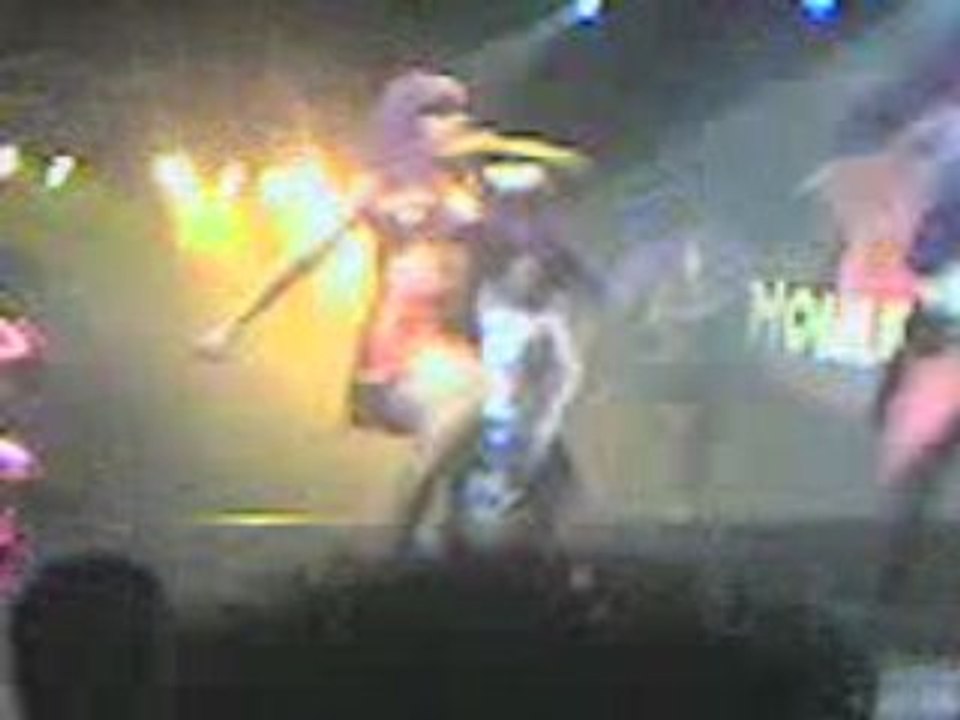 Cécé sur travestie