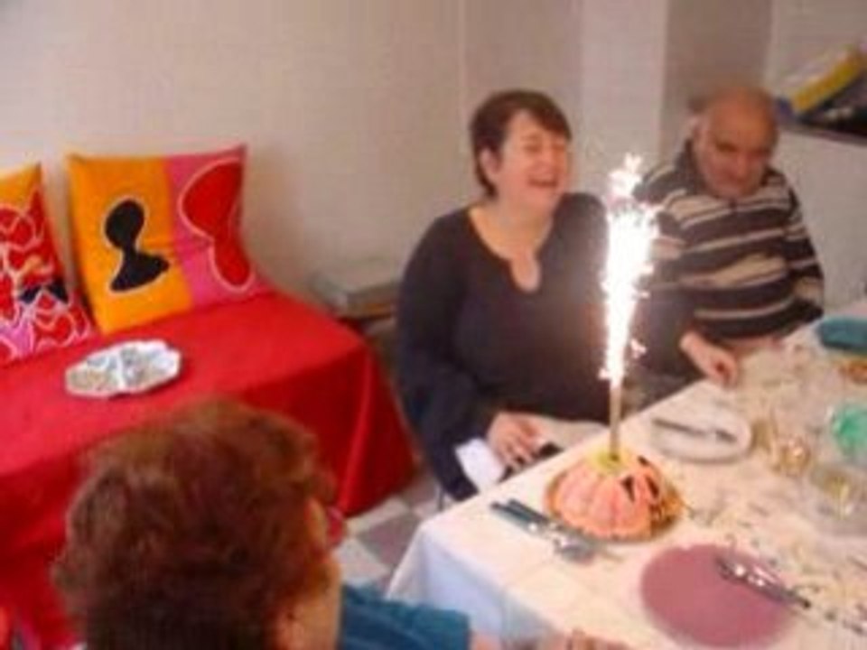 Anniv Granny flamme MOV04978