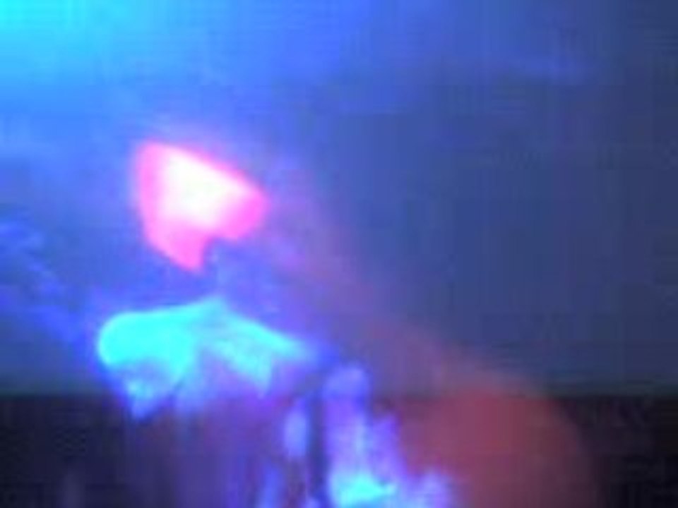 Drunken Leon Z. crashing down from Stage