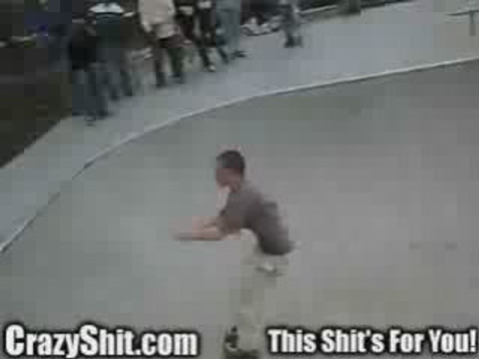 Rollerblader breaks his neck flipping out of park