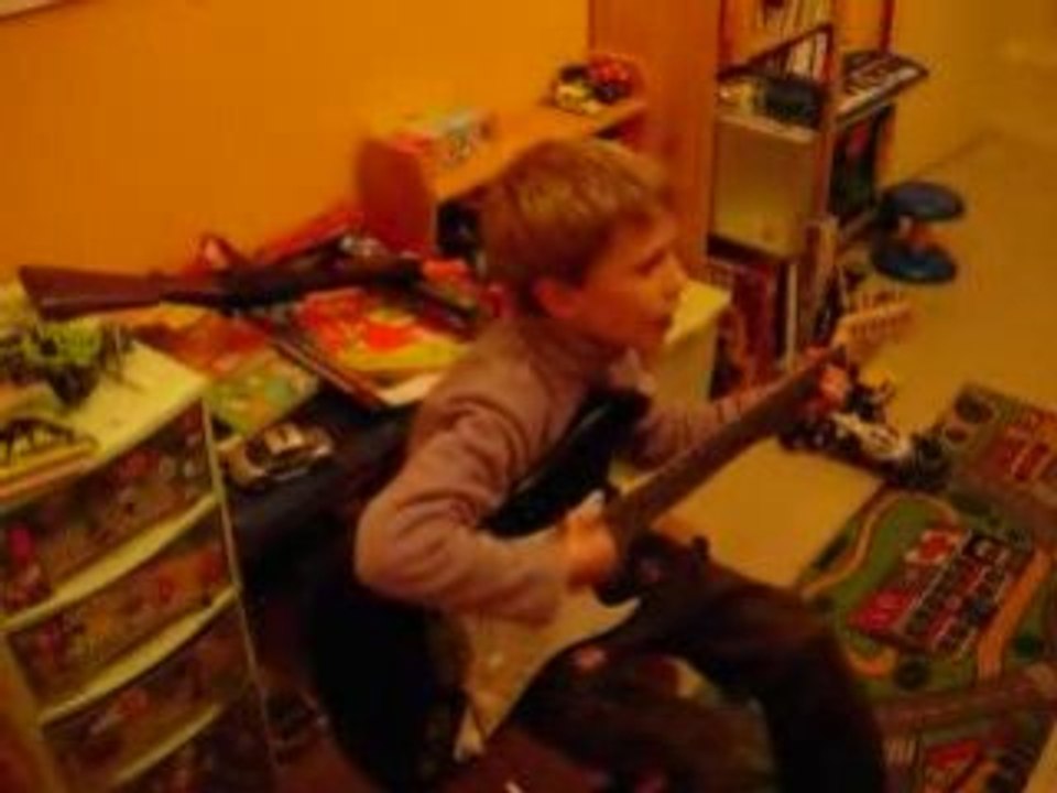 On s'attache - C. Mae (guitare électrique)