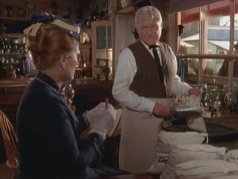 Docteur Quinn, Femme Médecin 423 La Femme de l'année_chunk_2