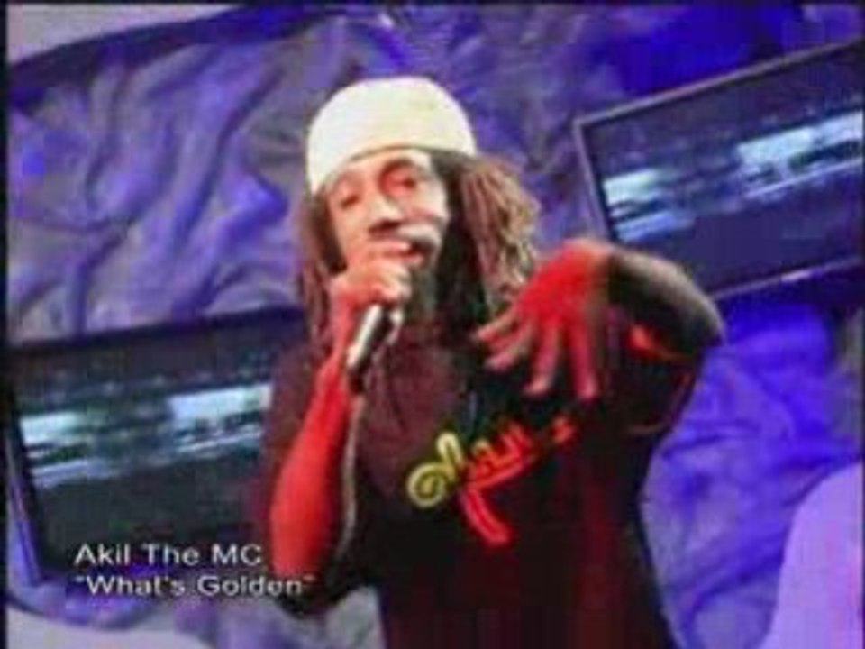 Akil The MC (of Jurassic 5) performs "What's Golden"