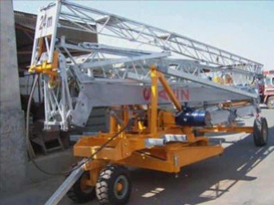 Cranes Ultimade