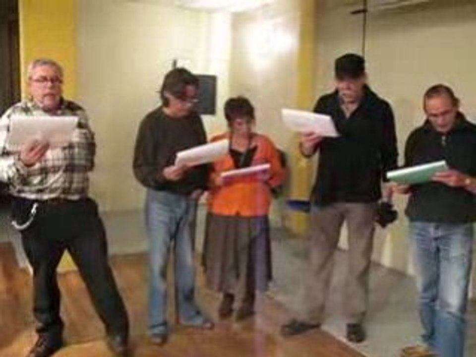 la chorale au clair de la rue en répétition