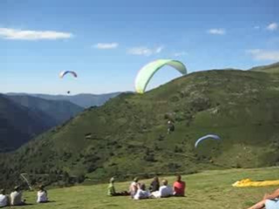 Décollage et ballet ds les airs