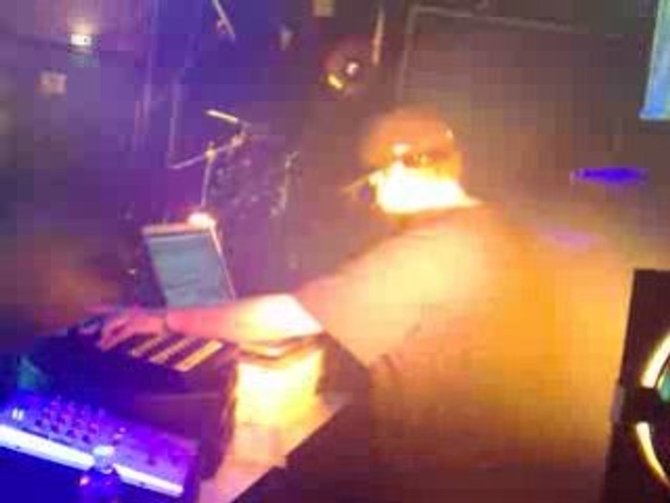 N3v3RSTOP Meet Doctor A ( Hilight Tribe )15/11/2008   d(-_-)b