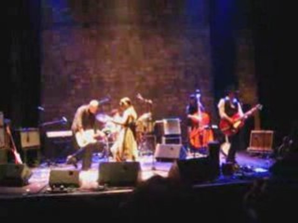 21 LOVE HOTEL - Café de la Danse - 17 novembre 2008