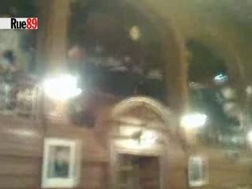 Evacuation du conseil municipal de Levallois Perret