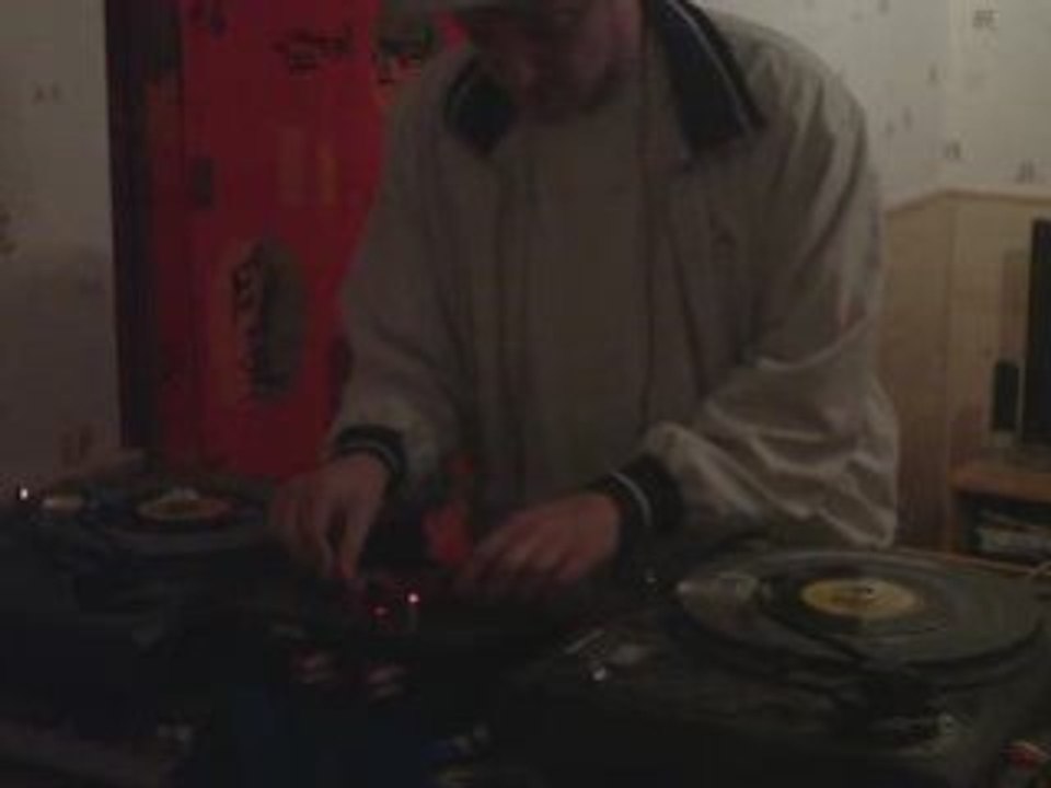 Mad indian grazz selecta (CONQUERING VYBZ)