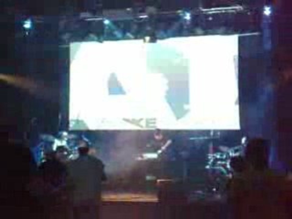 Gargamel vs Doctor A et Lastikor -  Pc Pieces remix live